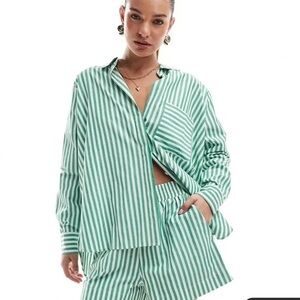 🆕 French Connection | Green and White Striped Oversized Button Down Shirt